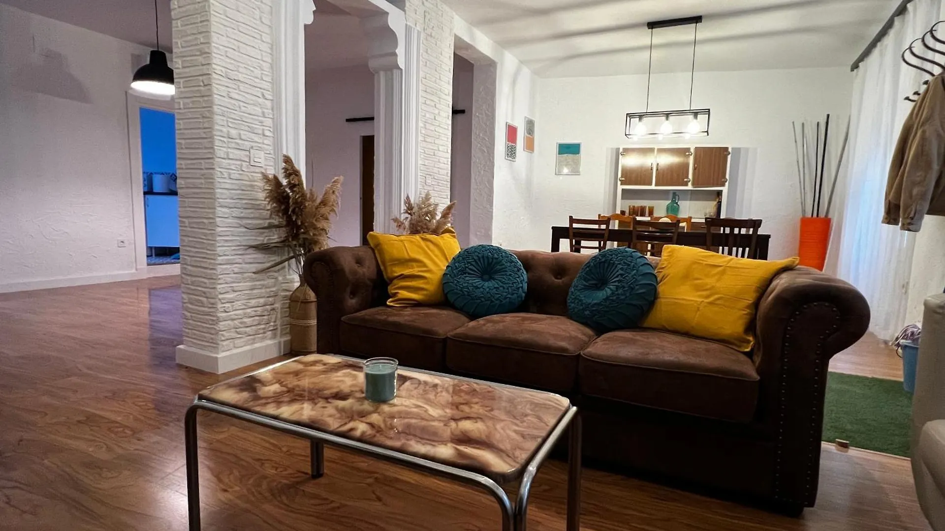 El Caminito, Hogarena Casa En Torredelcampo contacts